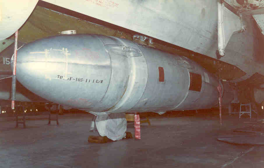 ANY INFO ON F105 THUNDERCHIEF BOMB BAY? Key Aero